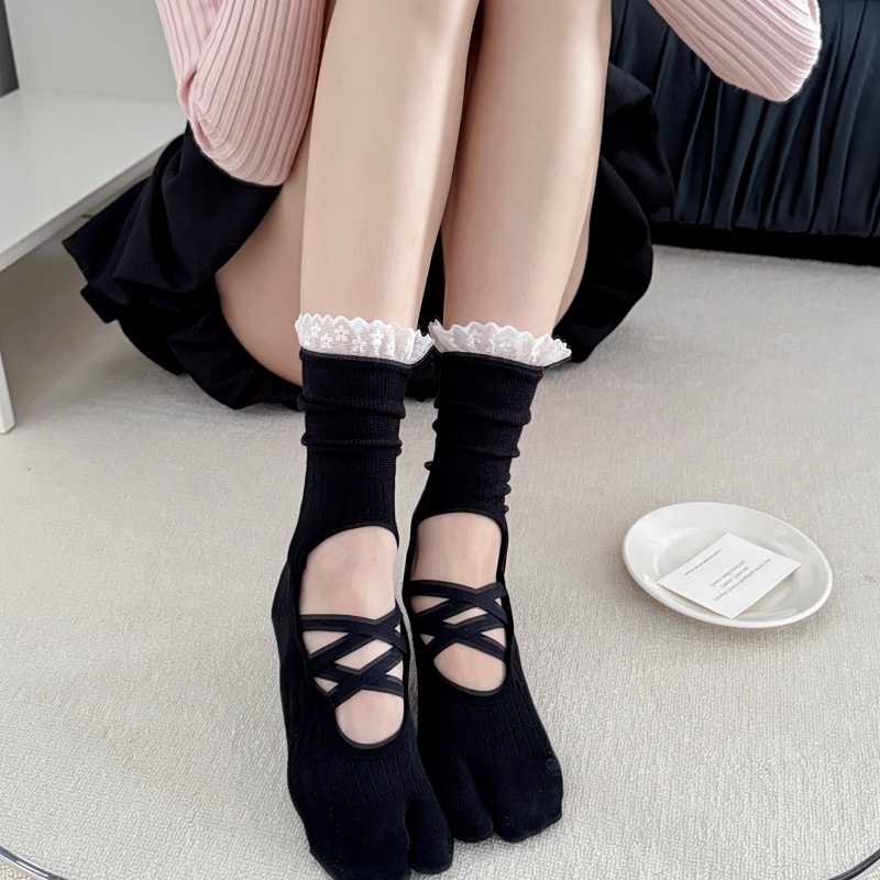 Lace Trim Split Toe Yoga Socks - Pilates & Yoga Vida ulasan dan harga